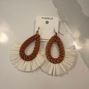 Evereve Tan and Cream Fringe Earrings
